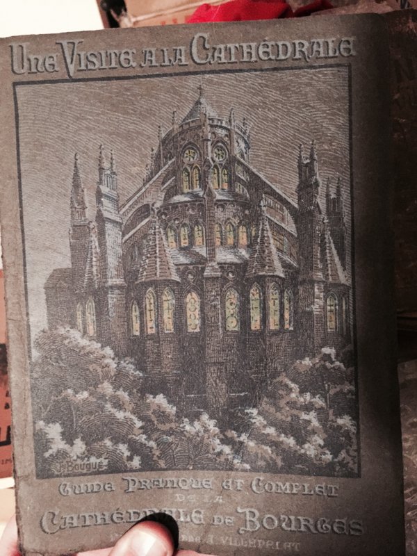 This pretty book about Bourges, where Madeleine was born (it’s written on her diplomas) #MadeleineprojectEN https://t.co/4vBs9YvcSi